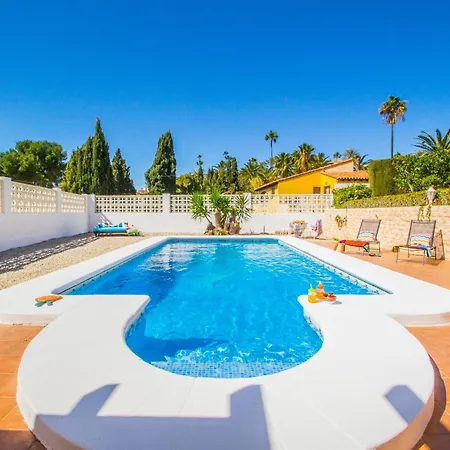 Nicole - Plusholidays *